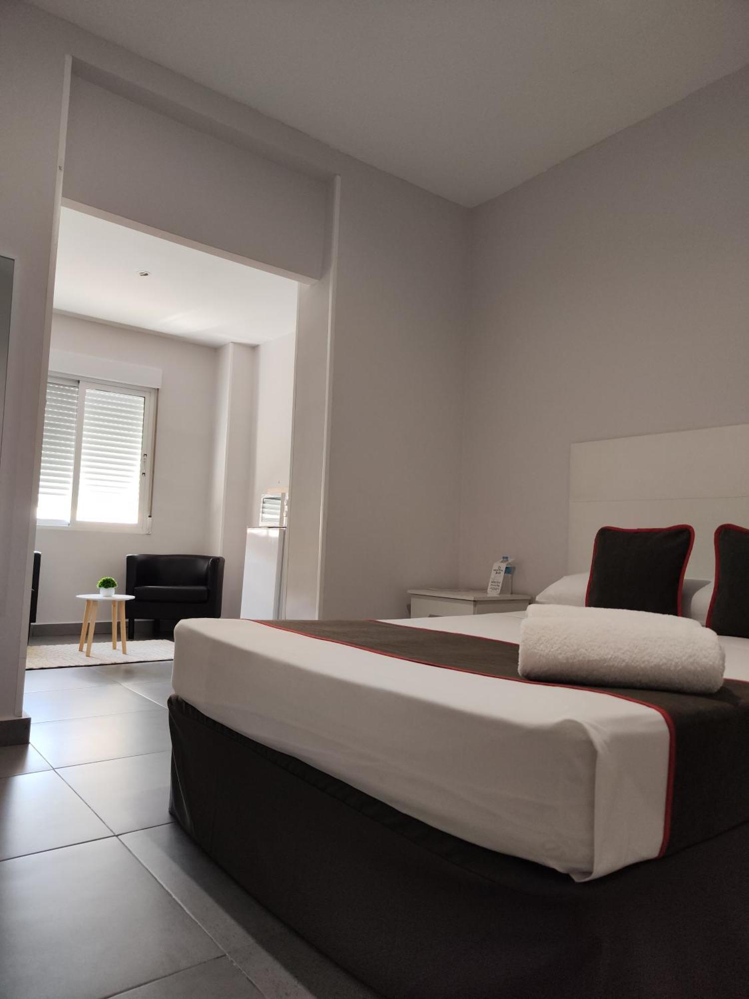 Hostal Jireh Alicante Exteriör bild